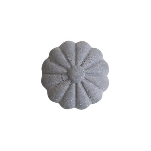 BETONOWA GAŁKA MEBLOWA / UCHWYT MEBLOWY KWIATEK CHIC ANTIQUE - SZARA