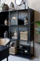 duza-industrialna-witryna-dekoracyjna-do-salonu-szklane-dzwiczki-prosty-vintage-regal-chic-antique-polska-sklep-internetowy-designbywomen.jpg